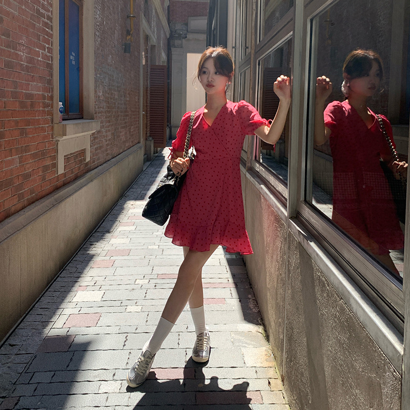 诠释美 NEWOPEN 2024夏法式甜美气质高腰小个子波点连衣裙女