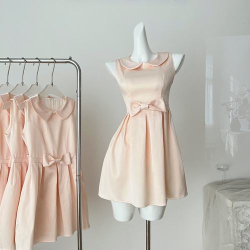 流光缎影无袖收腰背心连衣裙