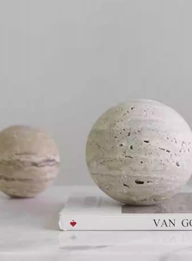 现代简约创意黄洞石大理石圆球摆件纸镇样板间书房客厅几何装饰品