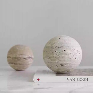 现代简约创意黄洞石大理石圆球摆件纸镇样板间书房客厅几何装饰品