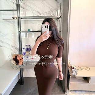 欧美卡戴珊气质半高领针织坑条显胸中袖修身包臀连衣裙打底中裙