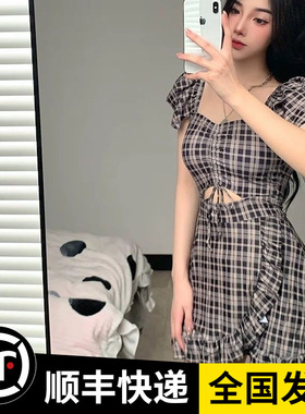 泳衣女款2025新款微胖保守遮肚显瘦女孩学生连体裙式泡温泉泳装