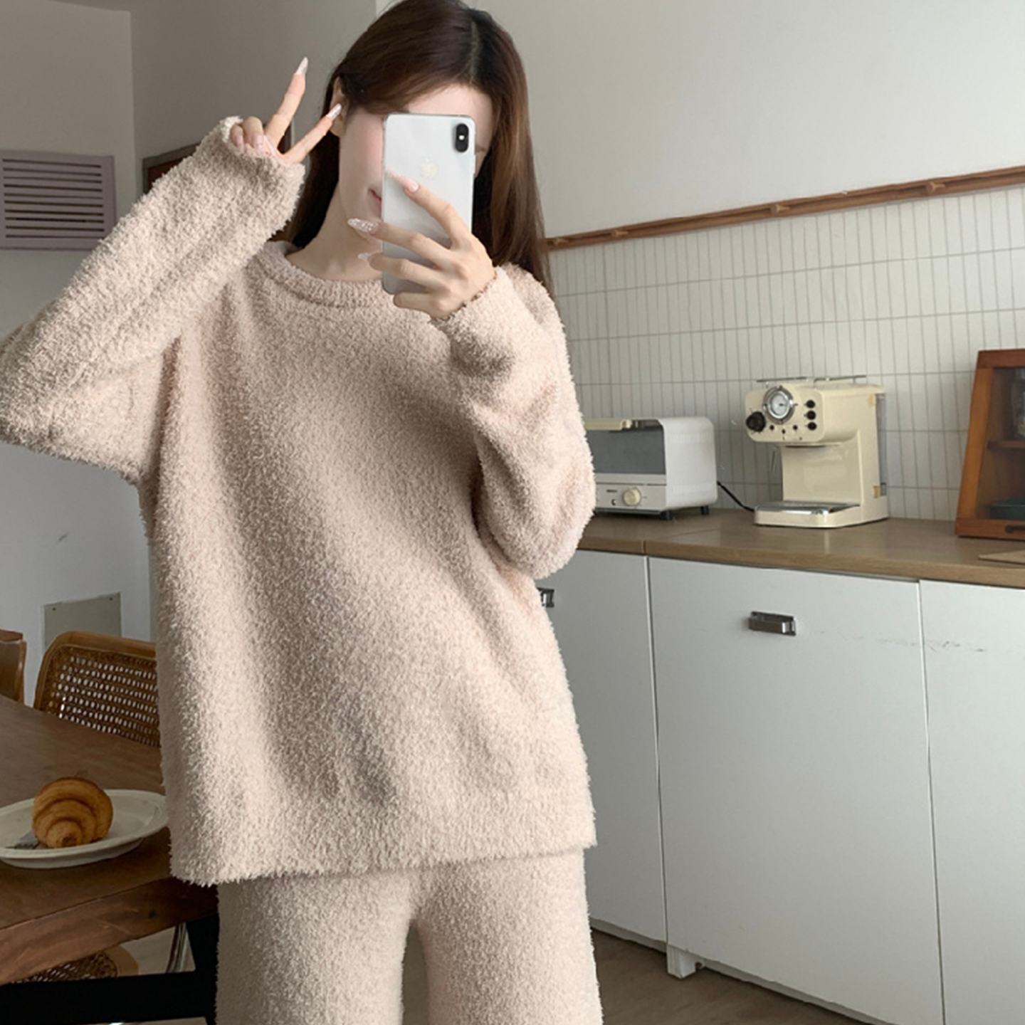 冬天加厚纯色珊瑚绒女士睡衣套装