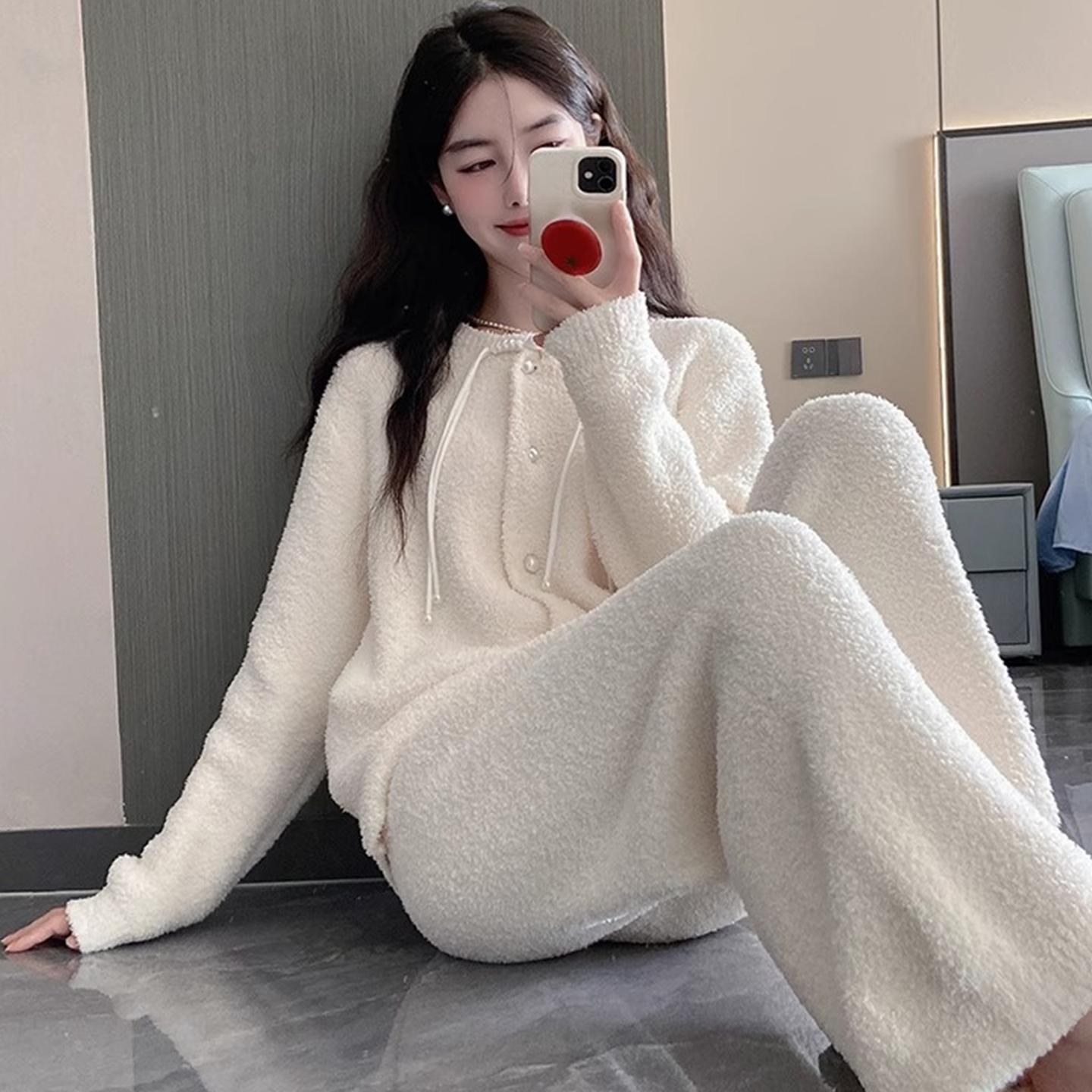 冬季高级感简约风珊瑚绒女士睡衣