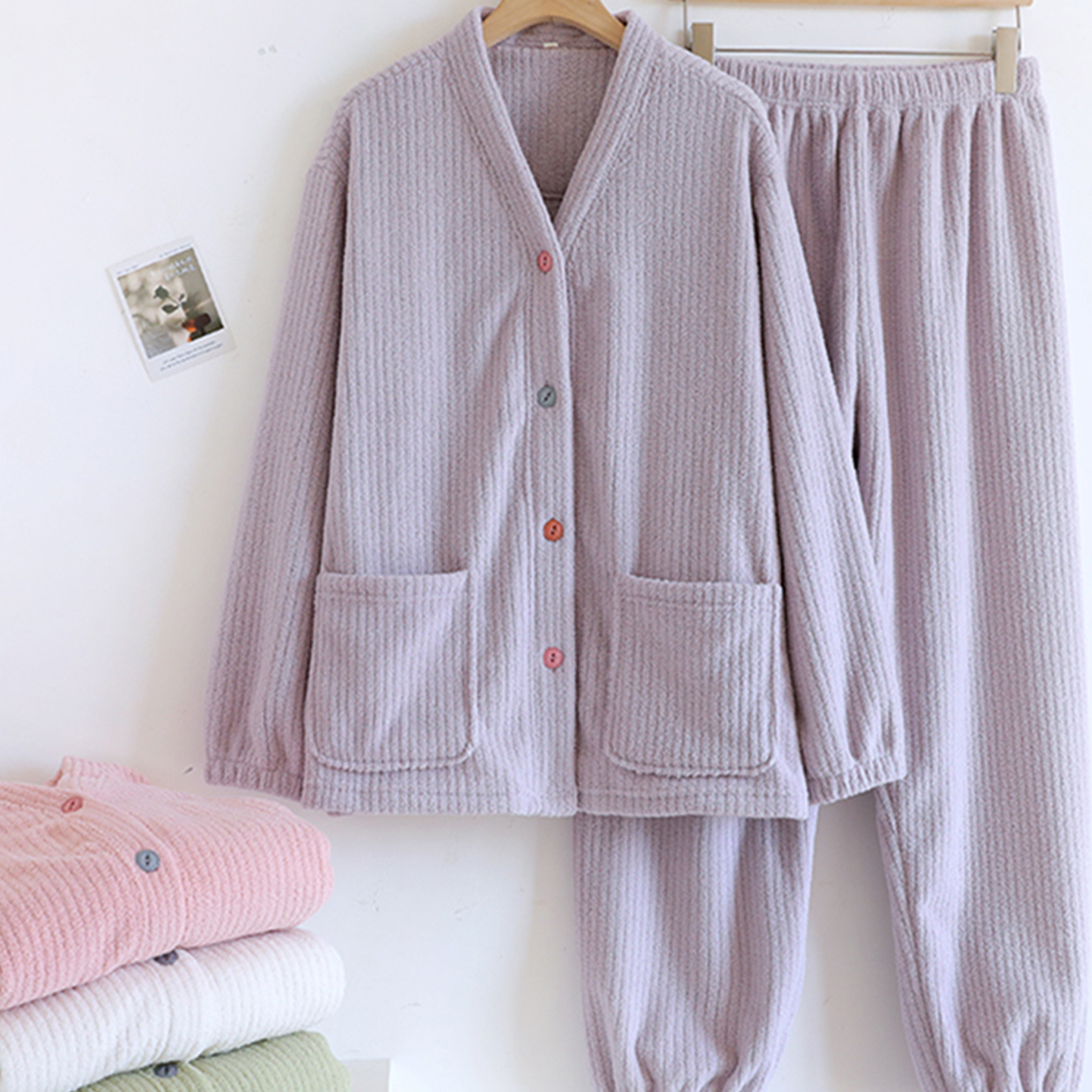 冬天保暖纯色珊瑚绒女士睡衣套装
