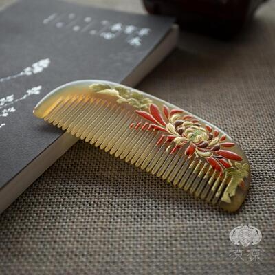 漠源手绘漆艺梳金菊羊角梳子