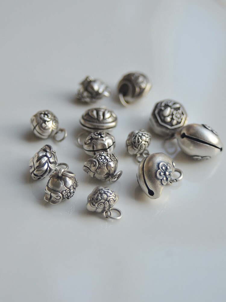 레트로 프로스트 실버 벨 리프트 펜던트 선명한 중국 스타일 벨 사운드 여성 수제 DIY 펜던트 액세서리