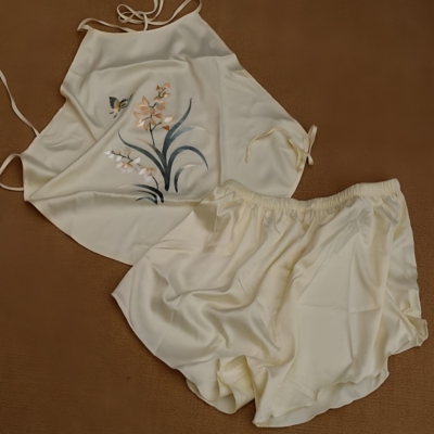 苏城记古风苏州刺绣鸳鸯肚兜