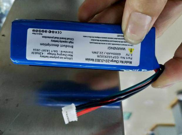 JBL冲击波Charge 2+ 2 Plus GSP1029102R Charge 3 2015版配件