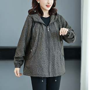 宽松洋气胖人风衣年轻 上衣中老年女士加肥特大码 妈妈春装 外套新款