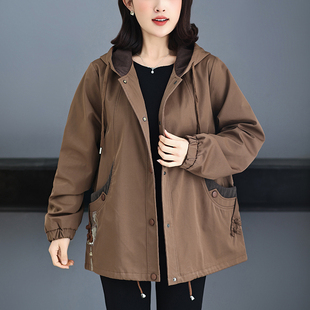阔太太60岁上档次奶奶春装 时尚 胖人风衣特大码 中老年妈妈外套女款