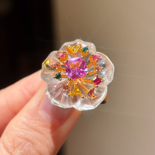 VISING珠宝天然白水晶山茶花培育彩色蓝宝石花朵戒指S925银
