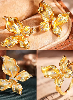 VISING金色灵动爆闪金蝴蝶小吊坠锁骨链戒指耳钉套装组合