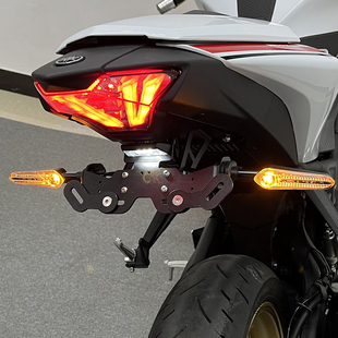适用雅马哈YZF-R3 R25 MT03改装短尾牌照架车牌架不锈钢带转向灯