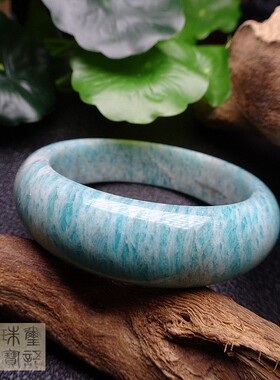 天河石舒俱来碧玺蜜蜡贝壳手镯