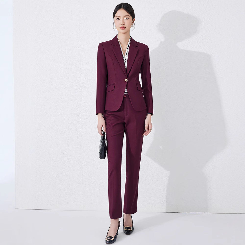 酒红色长袖小西装领外套女裤子裙子春秋冬季2025年新款三件套装潮