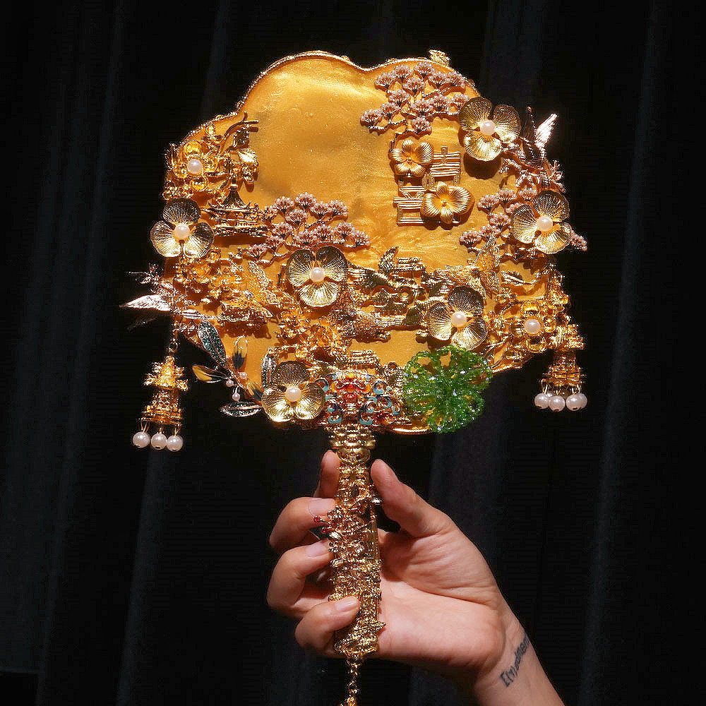 新娘团扇结婚出嫁古风喜扇手工原创自制新中式成品高级感婚扇金色