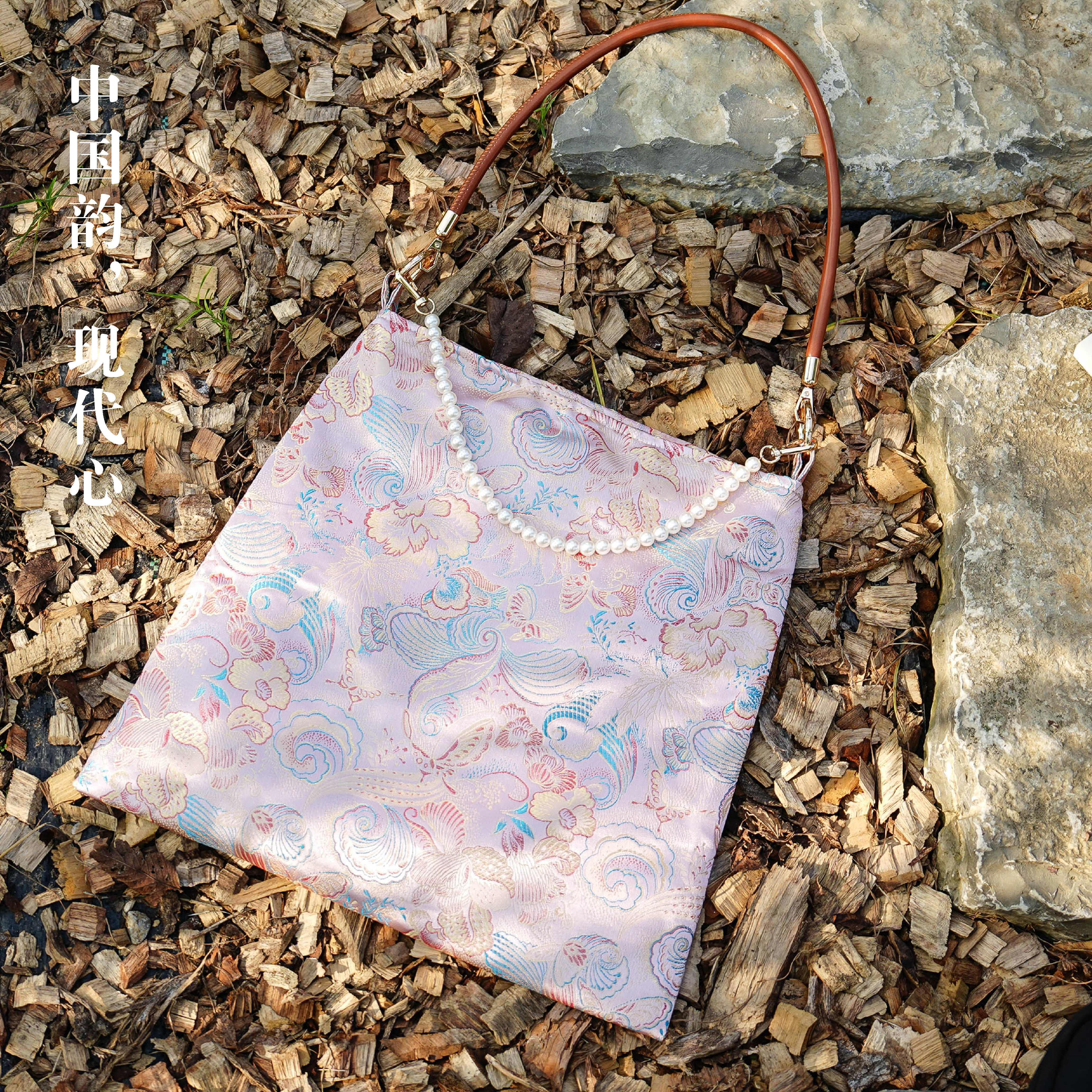 国风大容量包包女夏2025新款精致刺绣休闲通勤托特包新中式单肩包