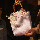 粉色新中式 竹节旗袍包女式 婚包粉色国风流苏通勤手提包印花汉服包