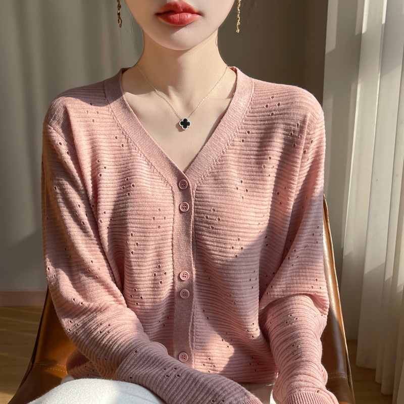 法式设计感V领针织开衫女2025新款宽松显瘦百搭长袖毛衣外套上衣