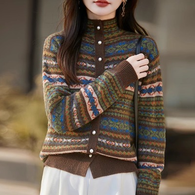费尔岛风半高领加厚宽松开衫毛衣女秋冬复古提花减龄保暖针织上衣