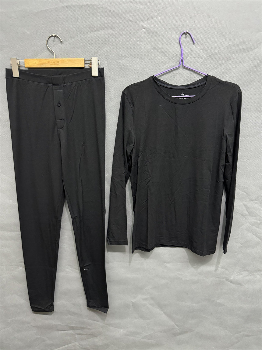 이랜드 EBLIN 블랙 P9 가을 겨울 독일산 벨벳 핏 편안하고 따뜻한 남성용 보온복 ECLGB89D04