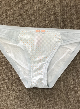 衣恋旗下 body pops 浅蓝碎花淑女蝴蝶结三角内裤BCWP637Q31