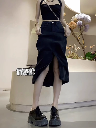 Черная летняя джинсовая юбка, тонкая длинная юбка, с акцентом на бедрах, А-силуэт