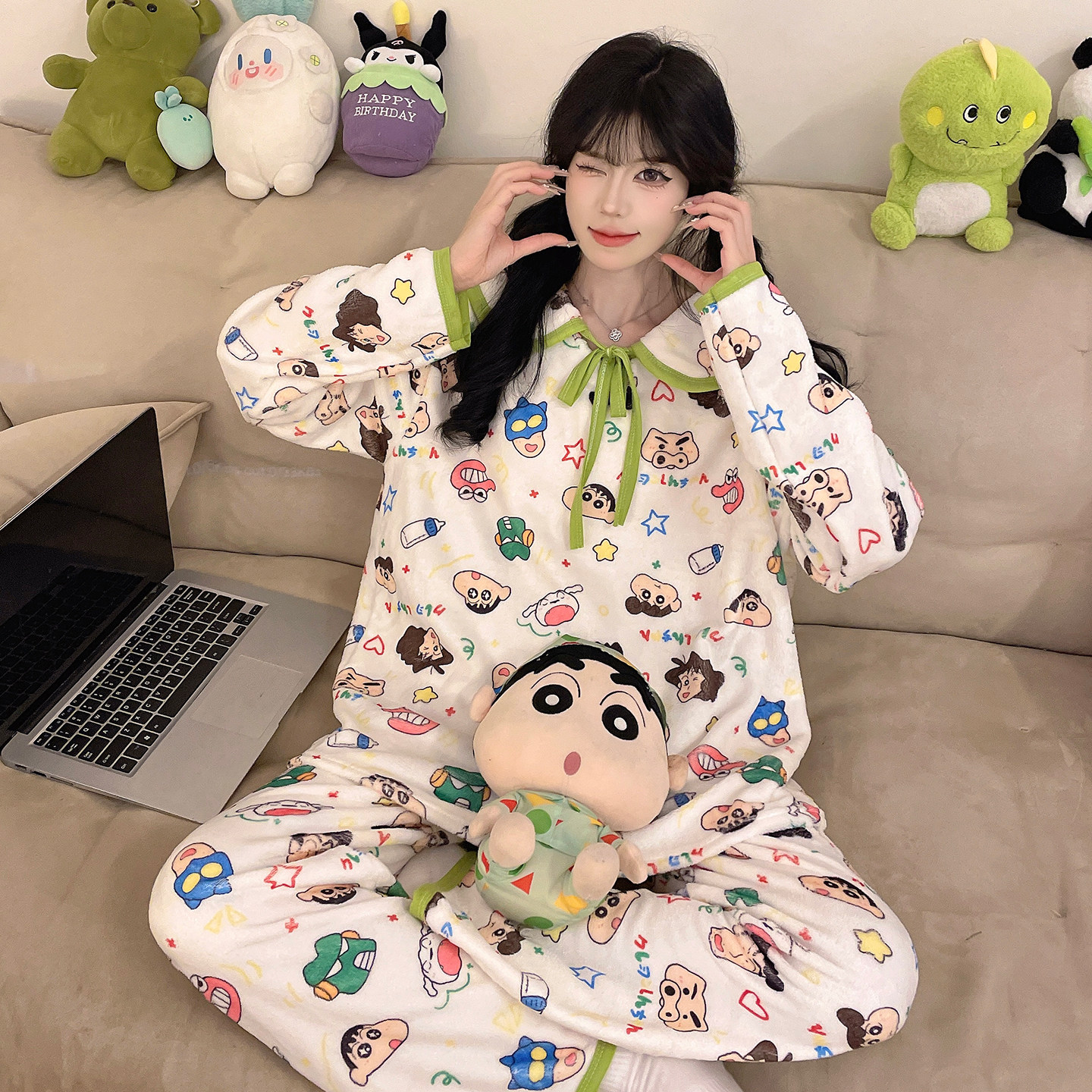蜡笔小新女童珊瑚绒睡衣秋冬薄款法兰绒公主女孩初中生家居服套装图片