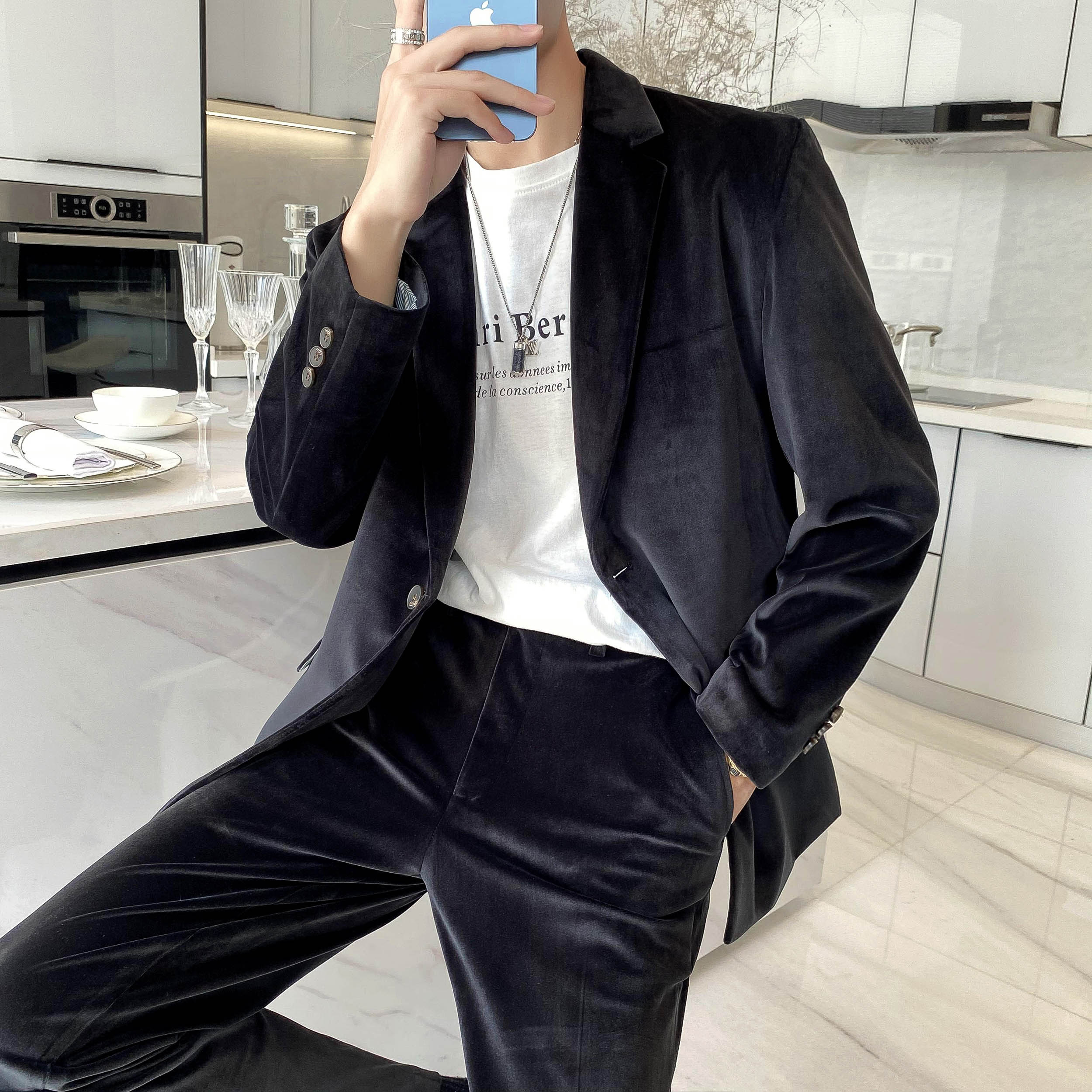 ins轻熟风英伦纯色长袖西服阔版宽松休闲丝绒小西装外套X22-P150,男装西服套装,电商C308