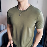 军绿色