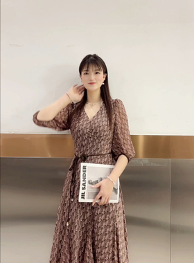 【连锁实体】欧酷纳25913高品质女连衣裙2025夏新款时尚百搭显瘦