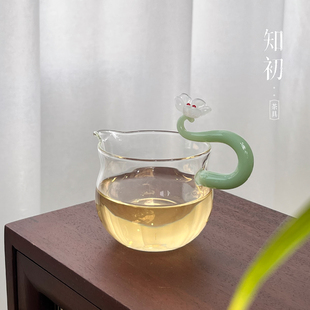 知初绿把梅花玻璃公道杯高硼硅耐热玻璃分茶器高透加厚防烫茶海
