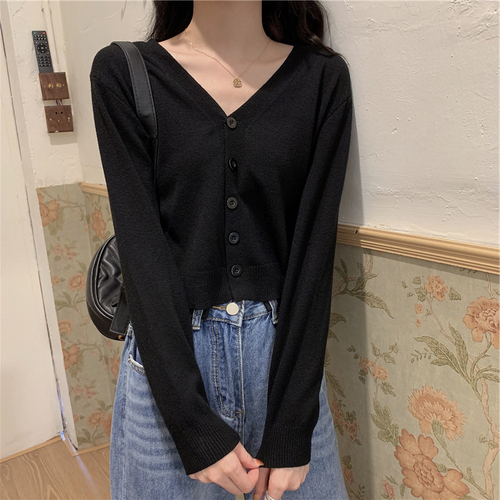 New Korean V-neck cardigan in early autumn