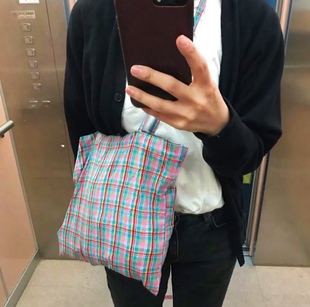 LittleChicThings 孔孝真同款粉蓝撞色复古格布袋休闲文艺布包包
