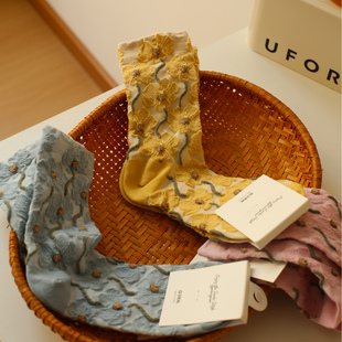 袜子 泫雅风韩系ins立体浮雕山茶花纯棉中筒女款 米吉诺拉 秋冬款