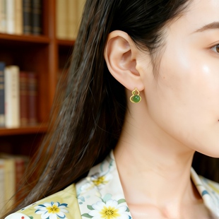 S925 银镶嵌和田玉碧玉8厘珠耳钉耳坠纯银精致葫芦绿色耳环17211