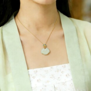 S925银镶嵌和田玉如意锁珐琅吊坠颈饰男女同款 气质百搭项链玉0454