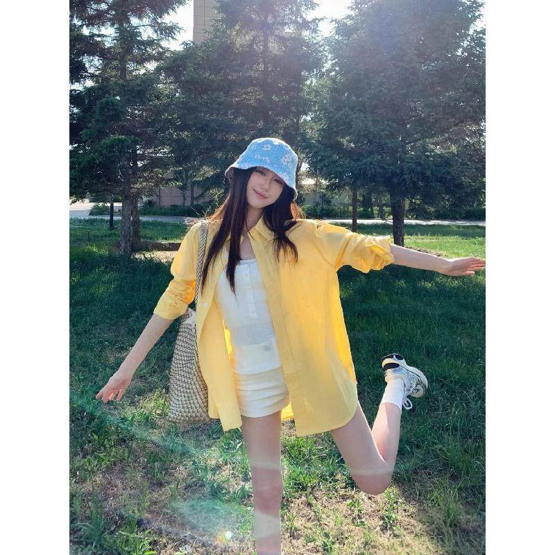 春装女款2026年新款休闲发财黄防晒衬衫女巨好看的穿搭减龄上衣