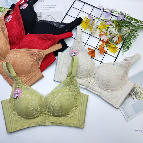 水晶伴侣甜美无钢圈乳胶聚拢内衣