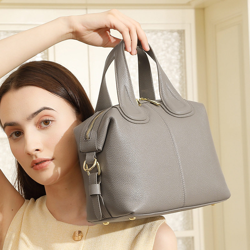 真皮女包新款时尚头层牛皮波士顿包百搭软皮手提单肩斜挎包女士包,箱包皮具/热销女包/男包,单肩包,淘宝优惠券,粉丝福利购,淘宝优惠卷