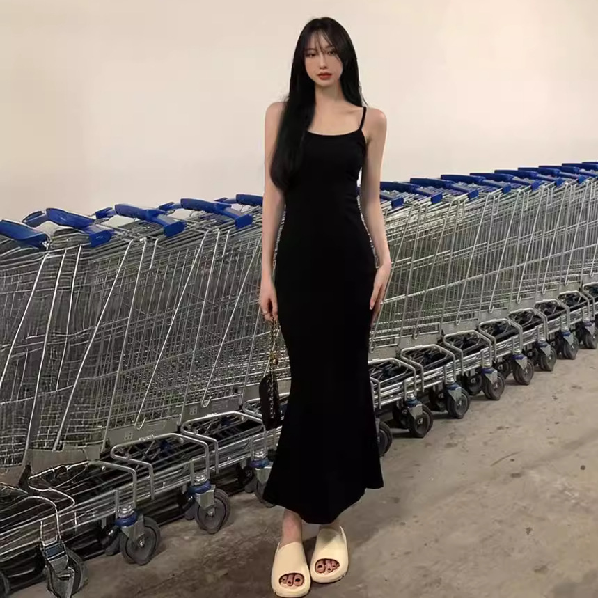 黑色吊带连衣裙女装夏季打底内搭裙紧身包臀裙子中长款鱼尾小妈裙