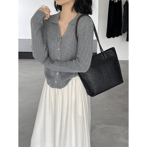 江左 慵懒纸片人 翻领polo领显瘦上衣女气质百搭早秋针织衫 F6901