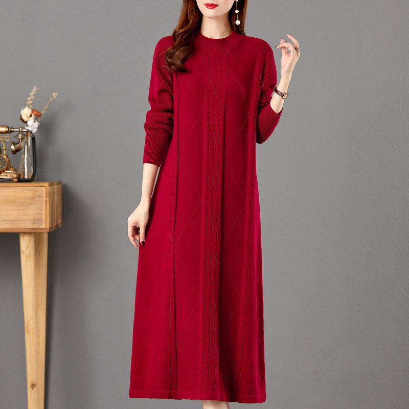 软糯时尚连衣裙女秋冬新款圆领麻花百搭毛衣裙长款过膝打底配大衣