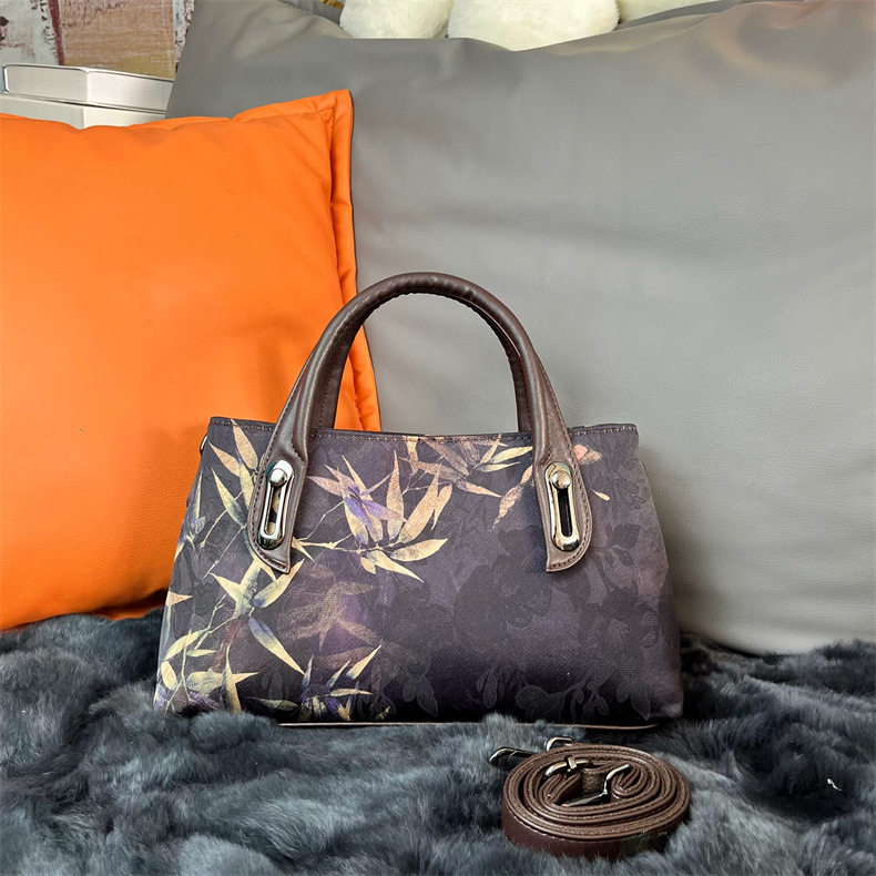 单肩包女香云纱中国风水墨画单肩包旗袍复古时尚古典新中式斜挎包,箱包皮具/热销女包/男包,单肩包,淘宝优惠券,粉丝福利购,淘宝优惠卷