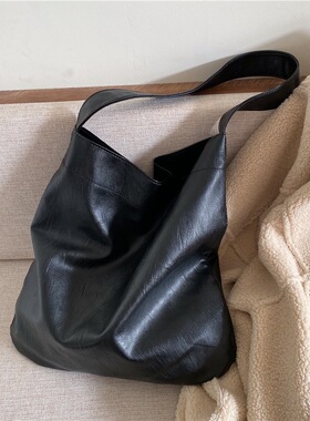 新款女包狮岭软皮大容量休闲百搭磁扣舒适单肩包厂家直销bag