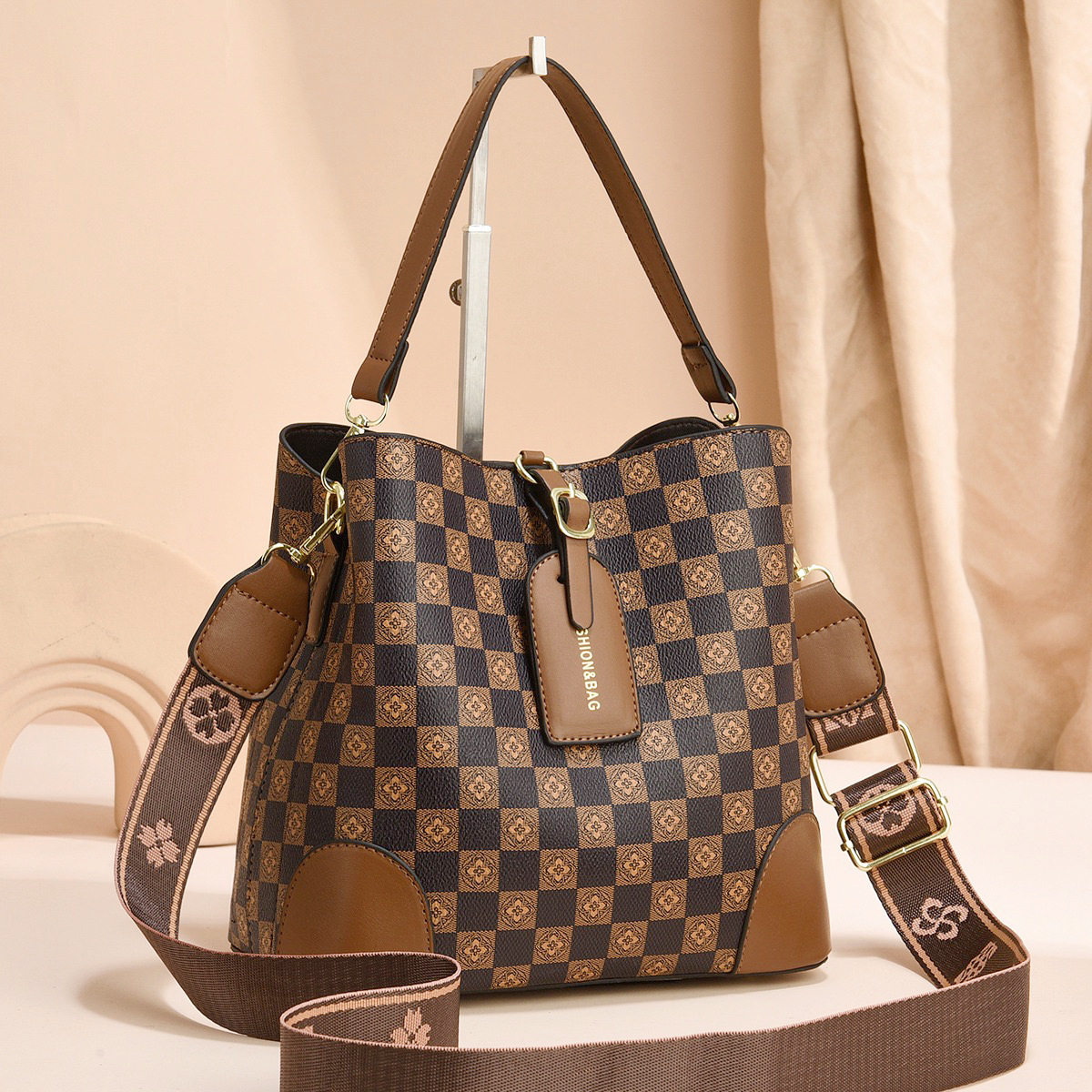 台州女包复古女包bagpu格纹水桶包大容量单肩包斜挎包ladiesbags,箱包皮具/热销女包/男包,单肩包,淘宝优惠券,粉丝福利购,淘宝优惠卷