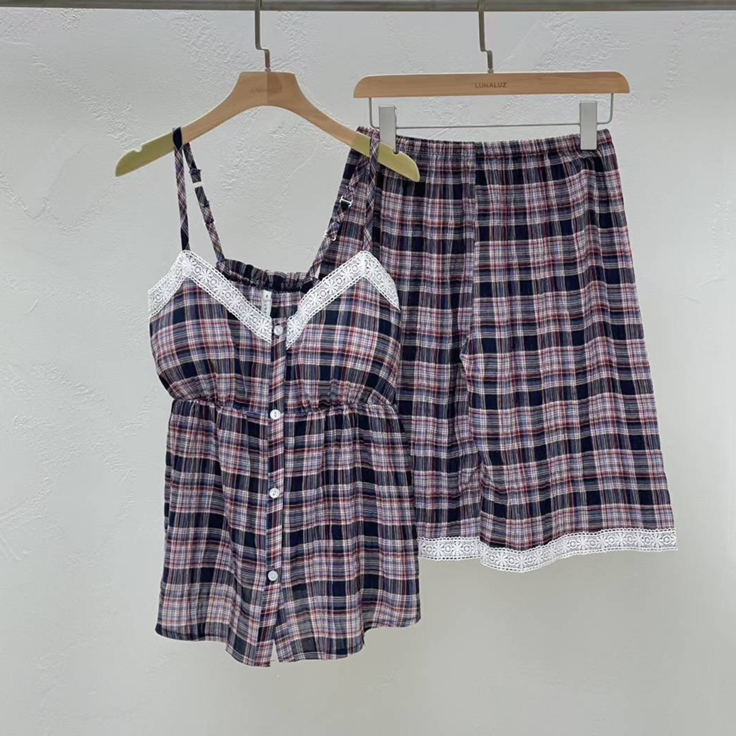 韩国品牌LUNALUZ性感吊带家居服