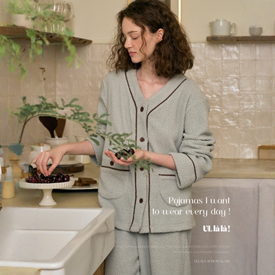 ULLALA韩国毛绒长袖保暖家居服女