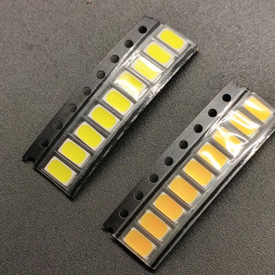 5730型号LED灯珠白光暖白色发光二极管LED光源照明维修3V0.5瓦